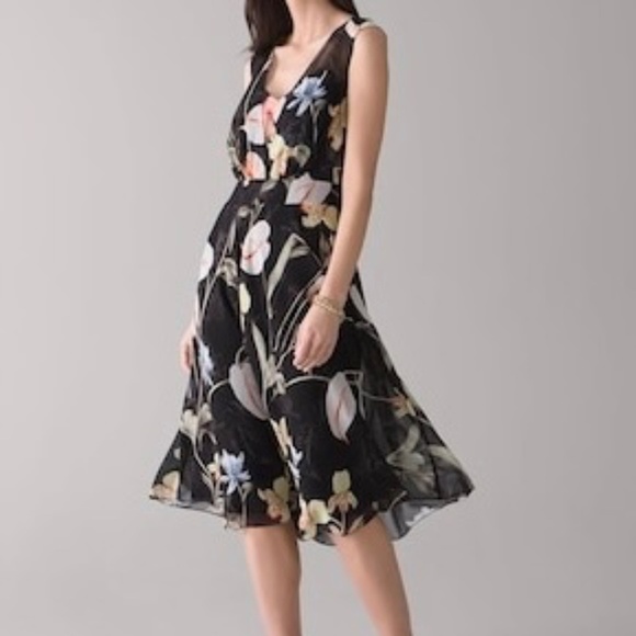 White House Black Market Dresses & Skirts - WHBM Fit Flare Dress Swing Feminine Flowy Black Floral Chifon Size 2 Sleeveless